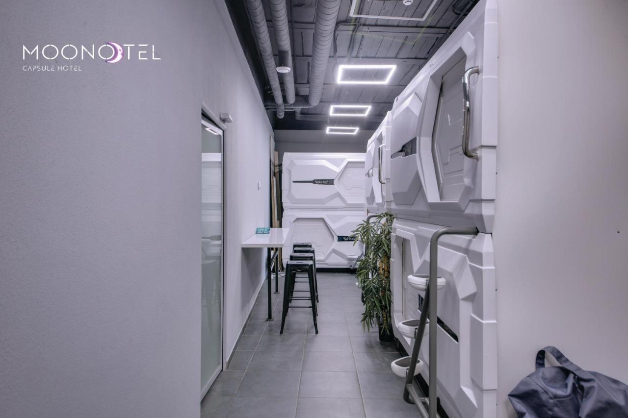 קייב Moonotel Maidan מראה חיצוני תמונה